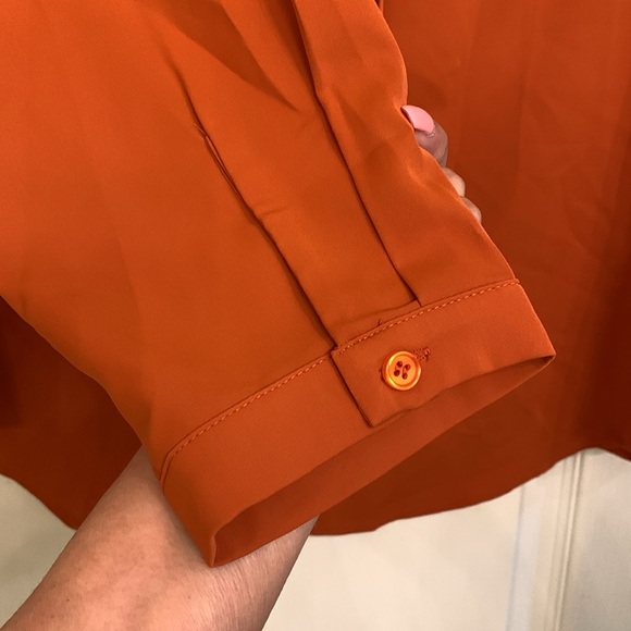Beautiful rust color blouse, perfect for fall, brand new. - Picture 5 of 8